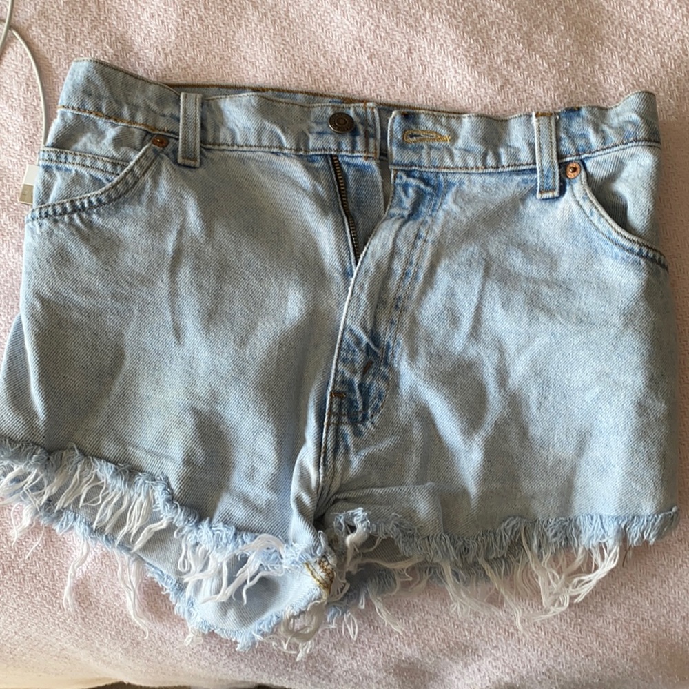 levi shorts